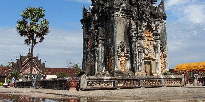 That Ing Hang Stupa